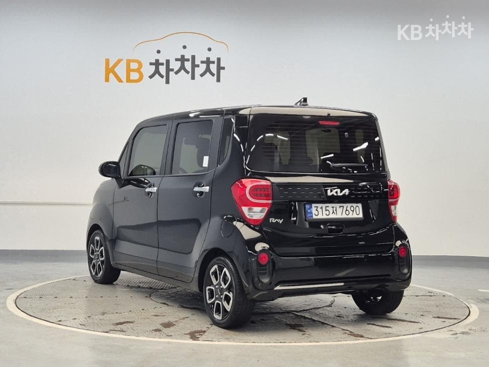 Kia The New (facelift) Ray (van)1.0 Gasoline Signature - 2