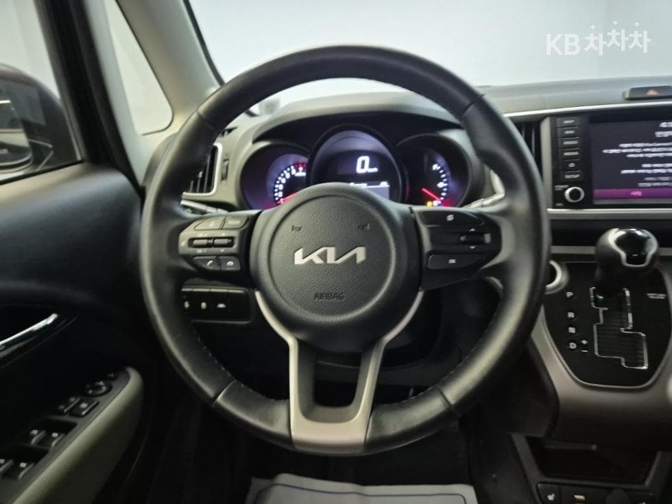 Kia The New (facelift) Ray (van)1.0 Gasoline Signature - 9