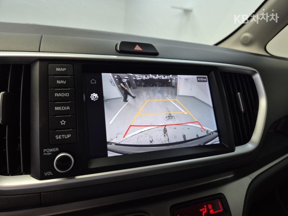 Kia The New (facelift) Ray (van)1.0 Gasoline Signature - 14