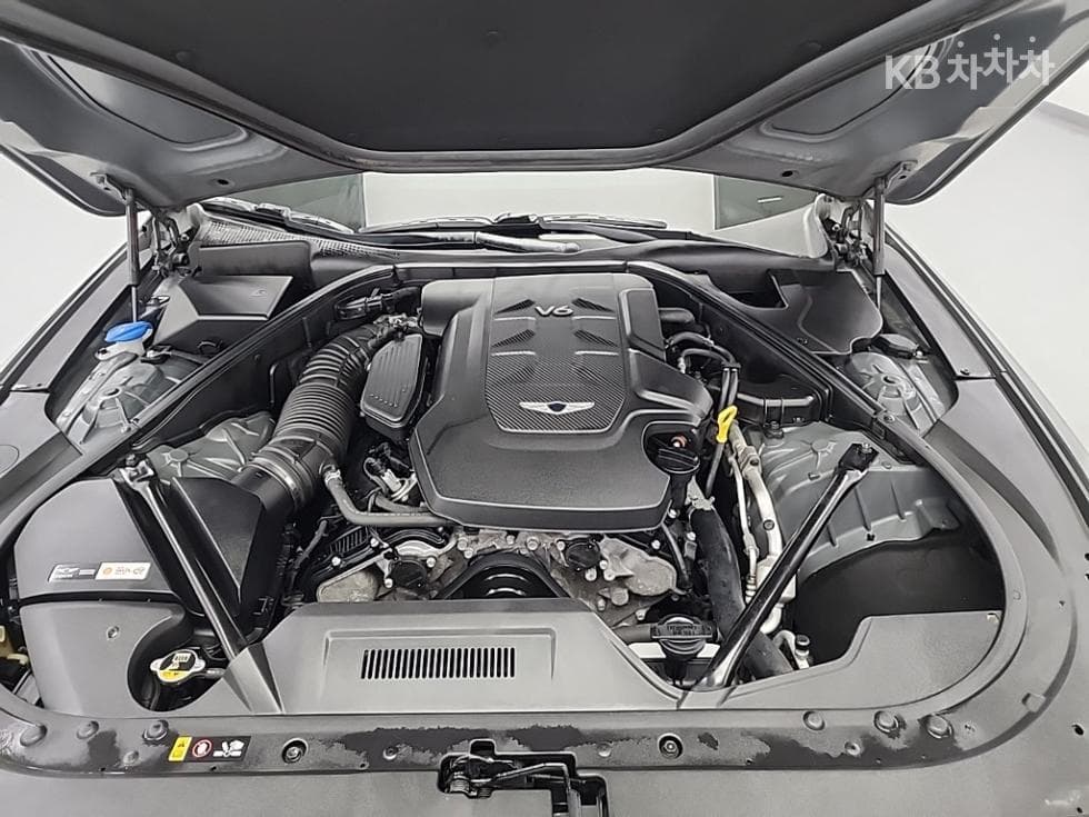 Genesis G803.3 GDI AWD Luxury - 5