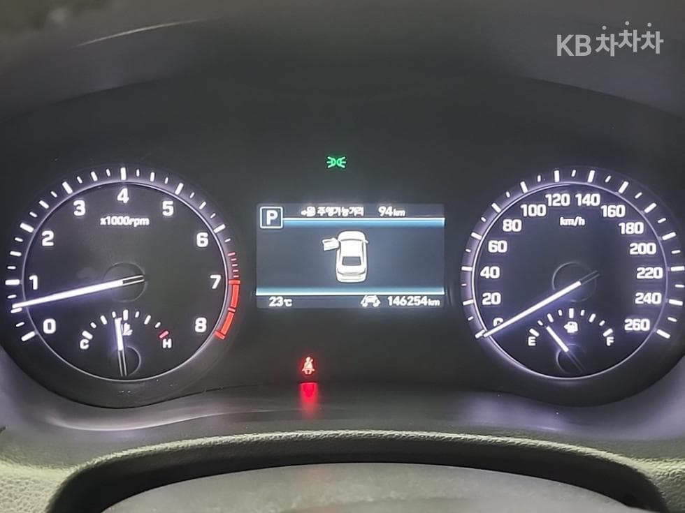 Genesis G803.3 GDI AWD Luxury - 6