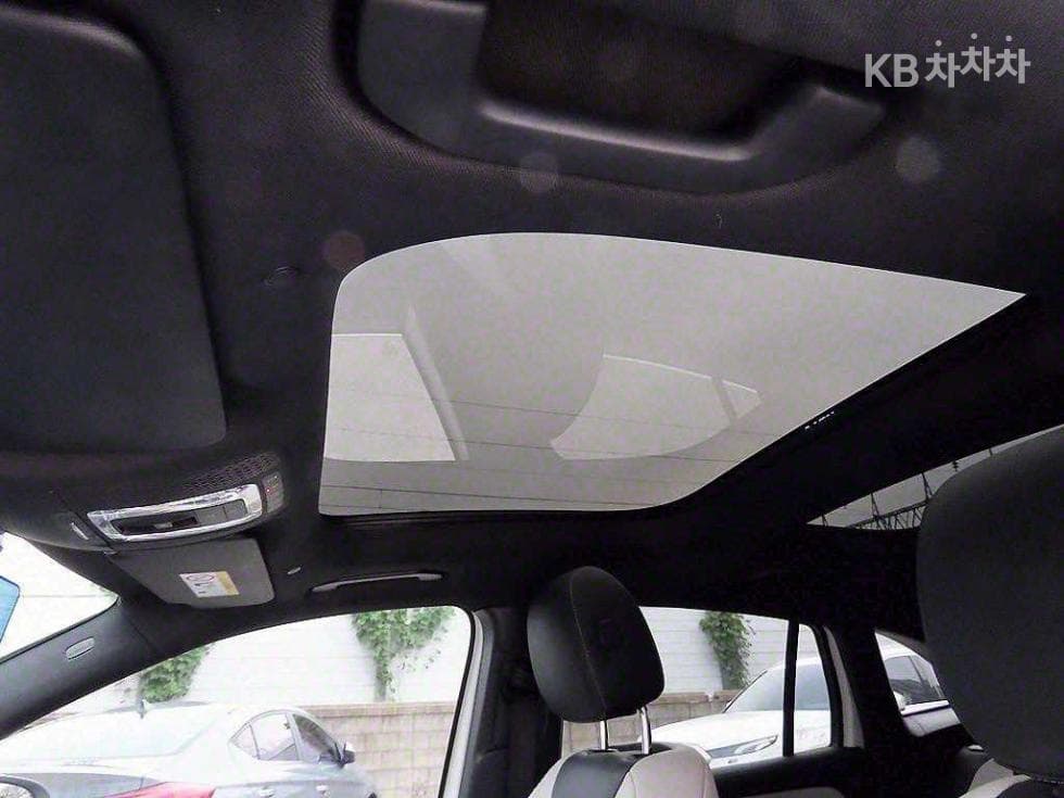 Mercedes-Benz GLA H247250 4Matic Стандартен - 18