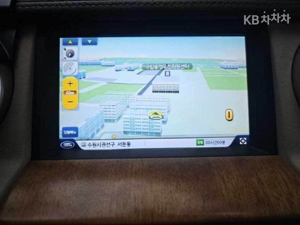 Land Rover 디스커버리43.0 SDV6 SE - 9