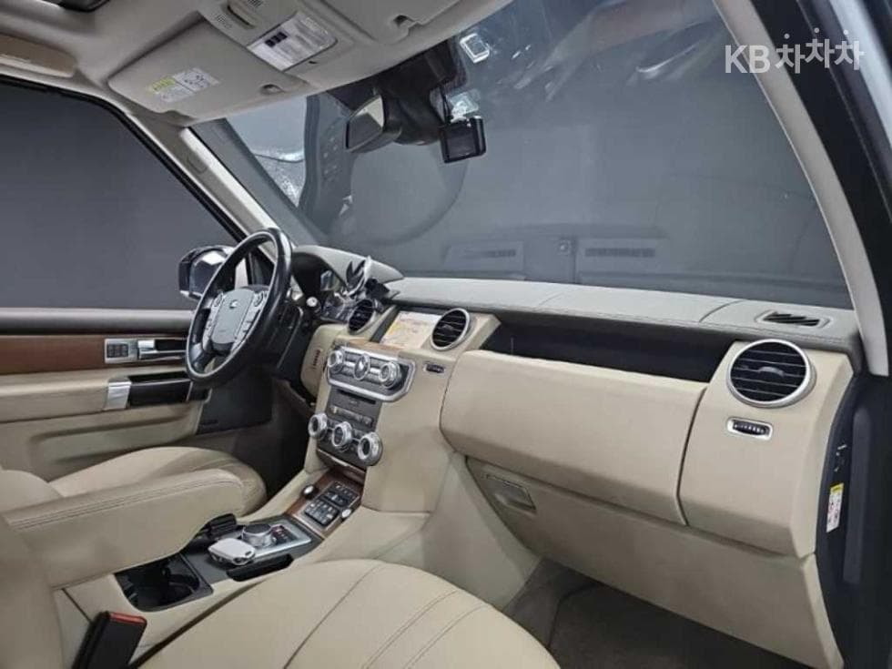 Land Rover 디스커버리43.0 SDV6 SE - 13