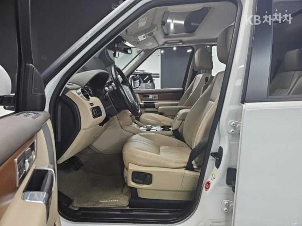 Land Rover 디스커버리43.0 SDV6 SE - 15