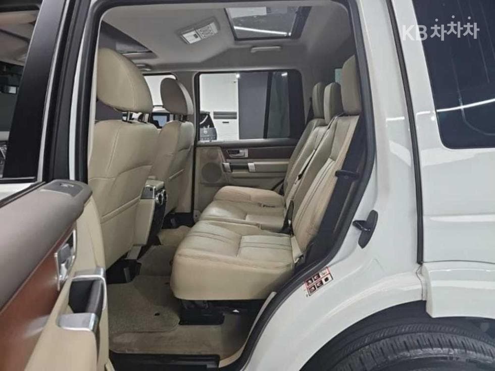 Land Rover 디스커버리43.0 SDV6 SE - 16
