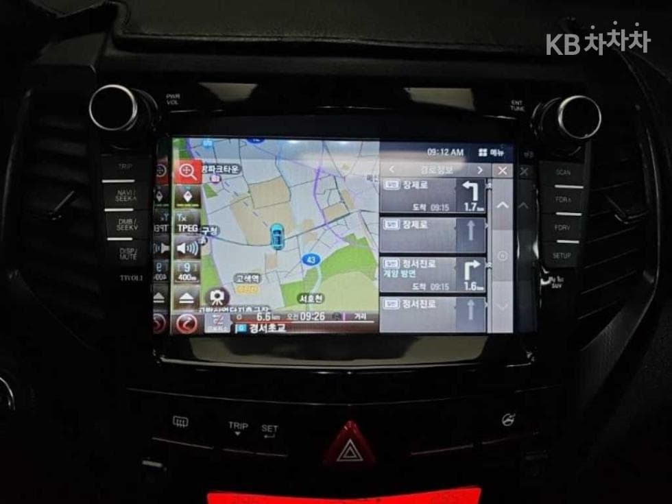 KG Mobility Tivoli Air4WD RX - 8