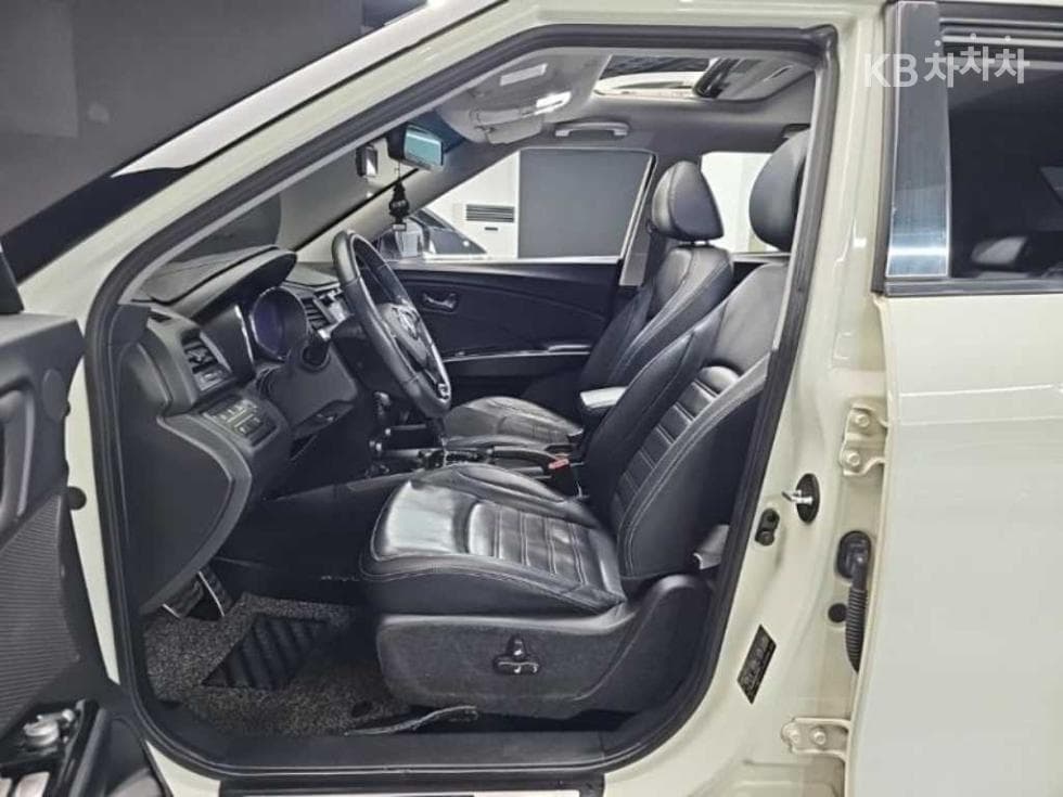 KG Mobility Tivoli Air4WD RX - 18
