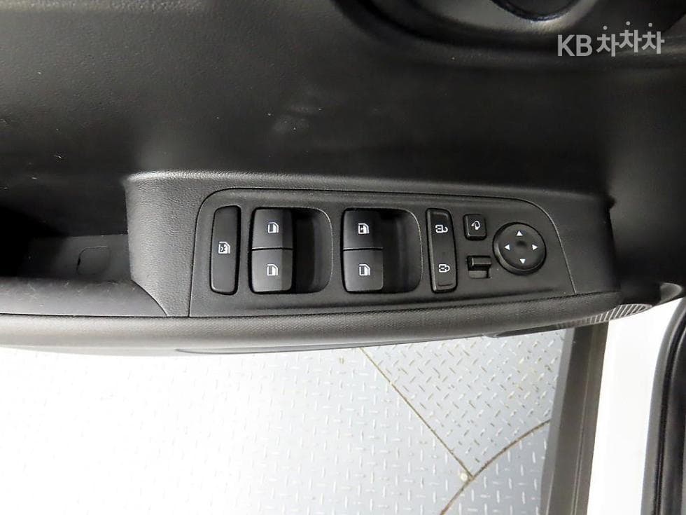 Hyundai Casper1.0 Gasoline Modern - 11
