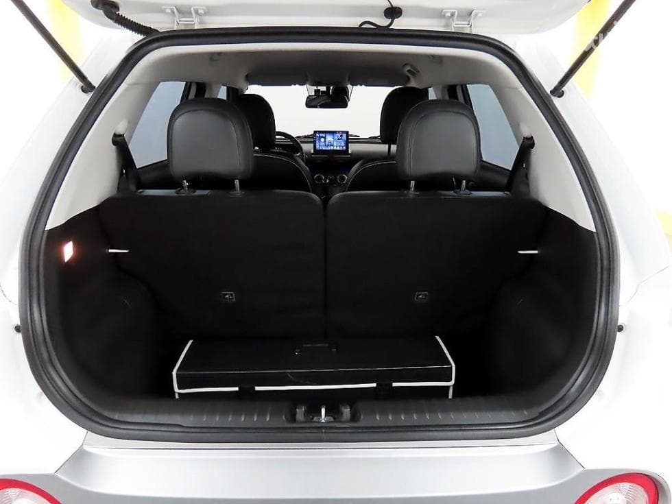 Hyundai Casper1.0 Gasoline Modern - 18