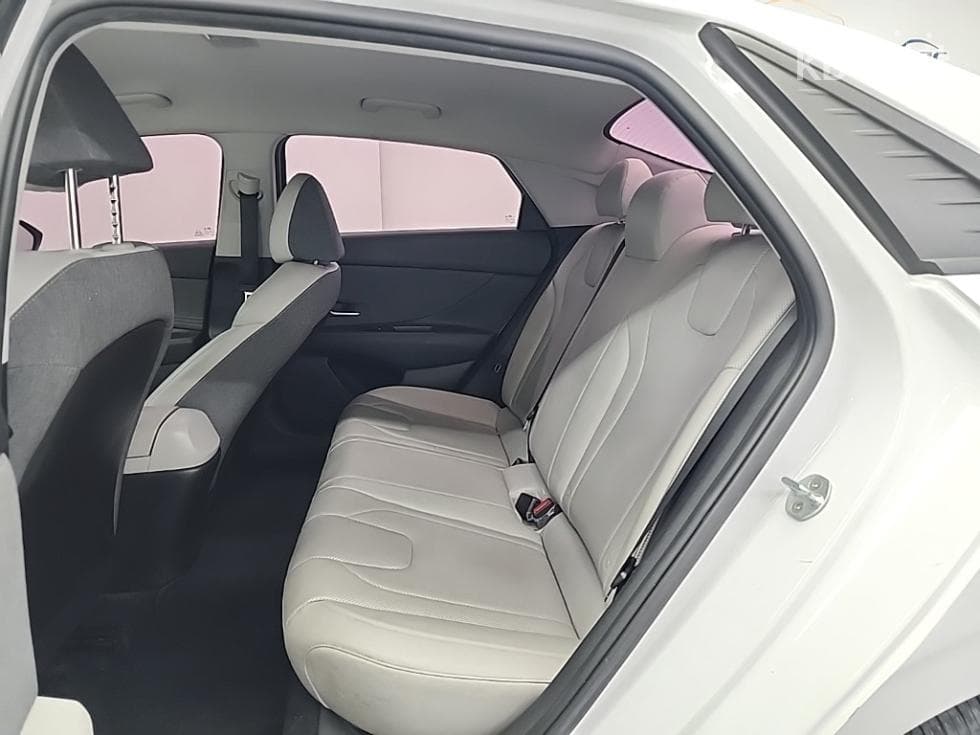 Hyundai All New Avante (Elantra)(CN7)1.6 Gasoline Modern - 12