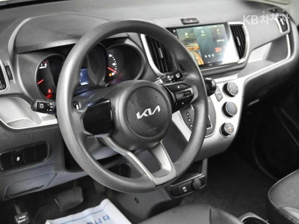 Киа The New (фейслифт) Рей (ван) Ван1.0 Бензин Ван 2-местен Стандартен - 19