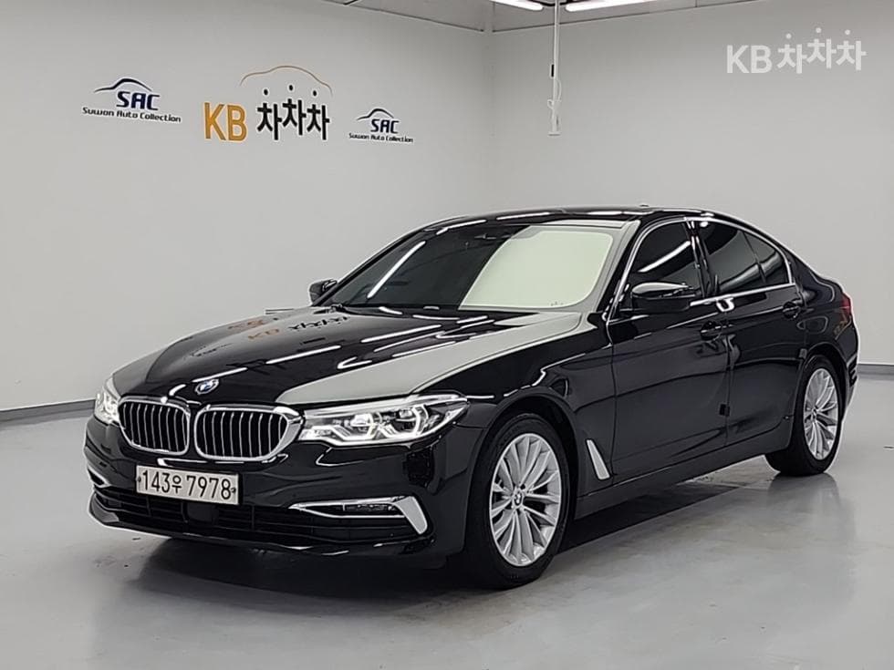 BMW 올Нов5 Серия (G30) 520d Luxury Line Plus - Image 1