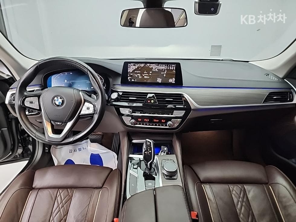 BMW 올New5 Series (G30)520d Luxury Line Plus - 7