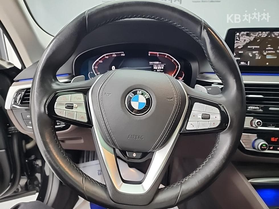 BMW 올New5 Series (G30)520d Luxury Line Plus - 9