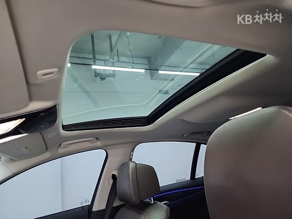 BMW 올New5 Series (G30)520d Luxury Line Plus - 14