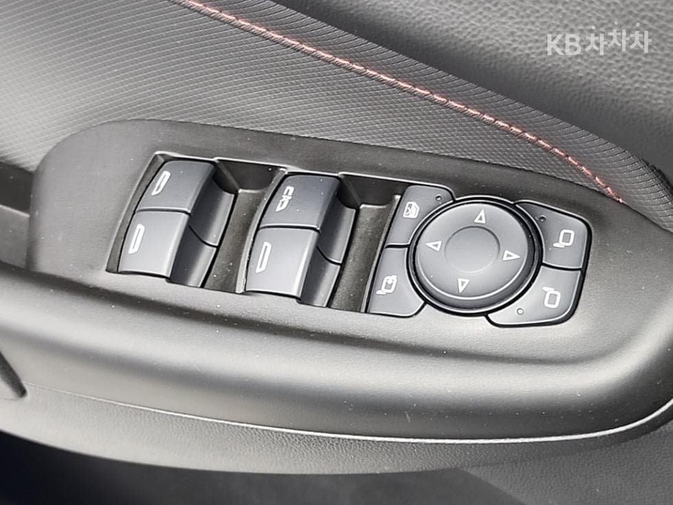Джи Ем Корея The New (фейслифт) Trailblazer1.35 Бензин Турбо 2WD RS - 18