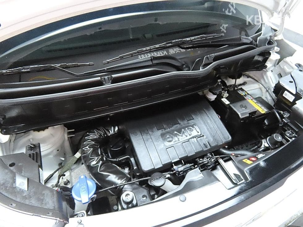 Kia The New (facelift) Kia Ray (van)1.0 Gasoline Signature - 7
