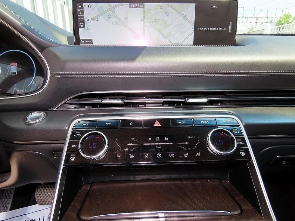 Genesis GV803.5 Turbo Gasoline AWD - 13