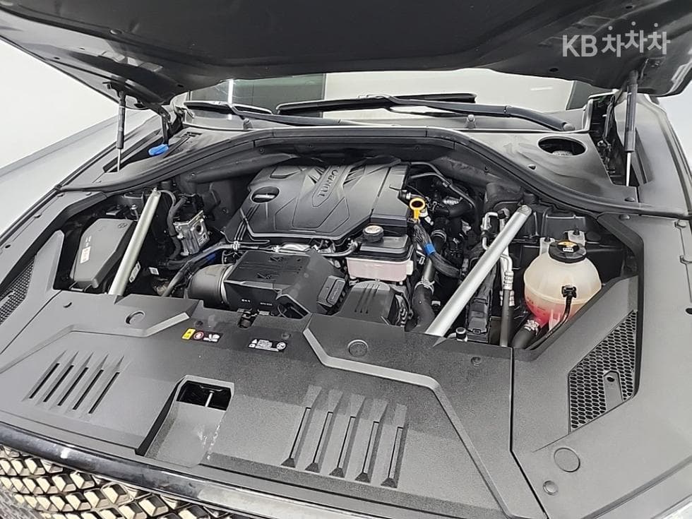 Дженезис GV70Бензин 2.5T 2WD - 5