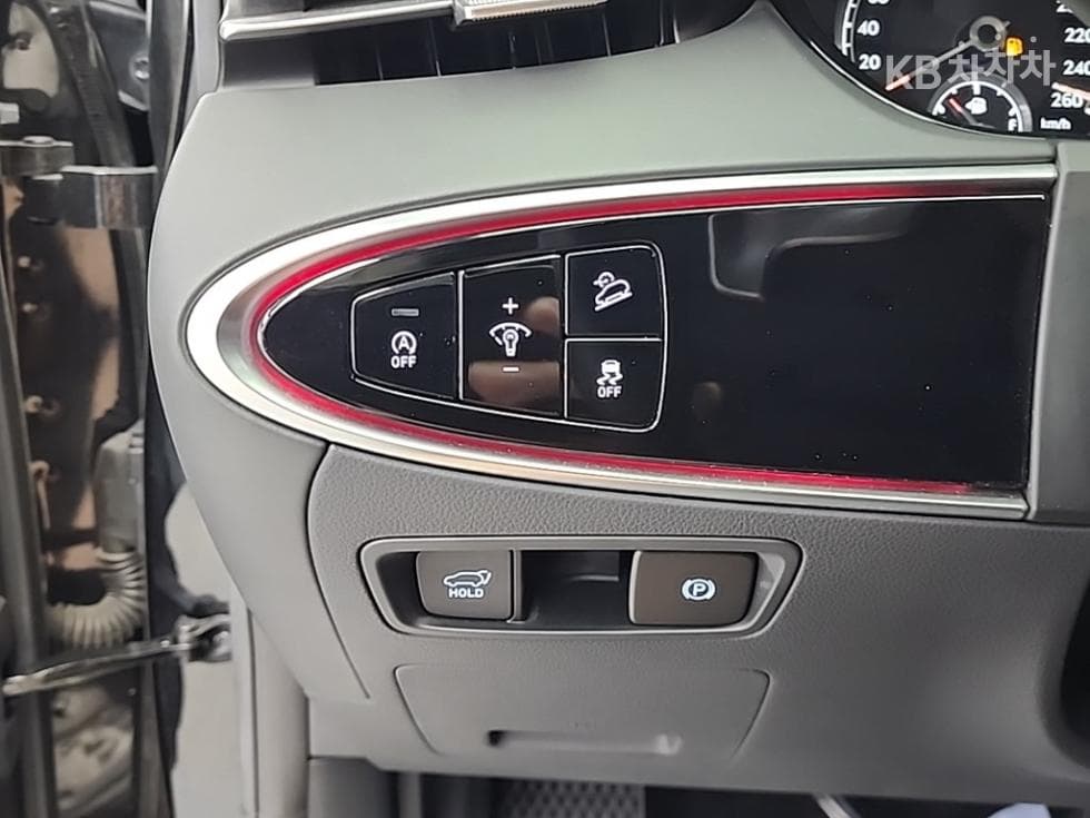 Дженезис GV70Бензин 2.5T 2WD - 18