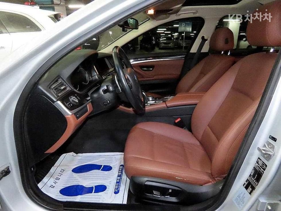 BMW Нов5 Серия528i F10 - 7