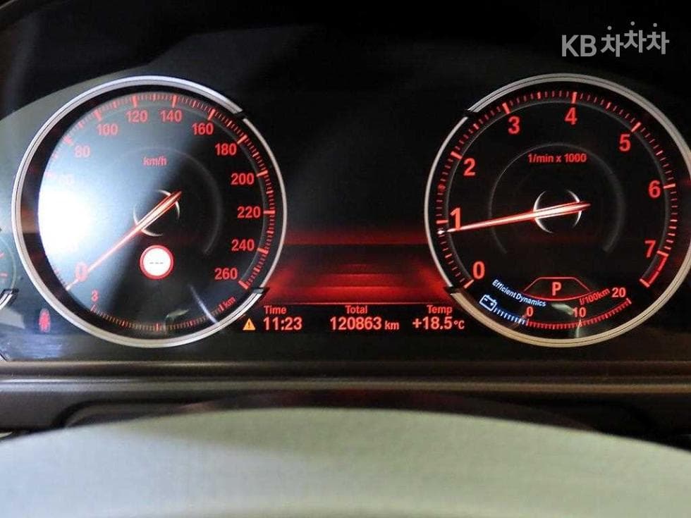 BMW Нов5 Серия528i F10 - 9