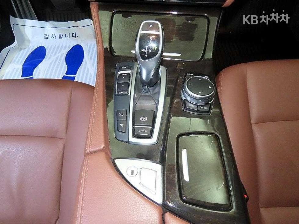 BMW Нов5 Серия528i F10 - 12