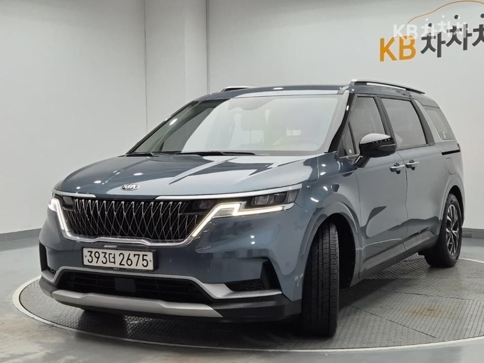 Киа Канивал 4-то поколение D2.2 9-местен Престиж - Image 1