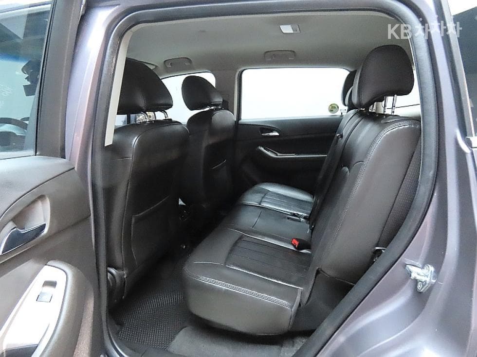 GM Korea Chevrolet OrlandoLPG LTZ Premium - 11