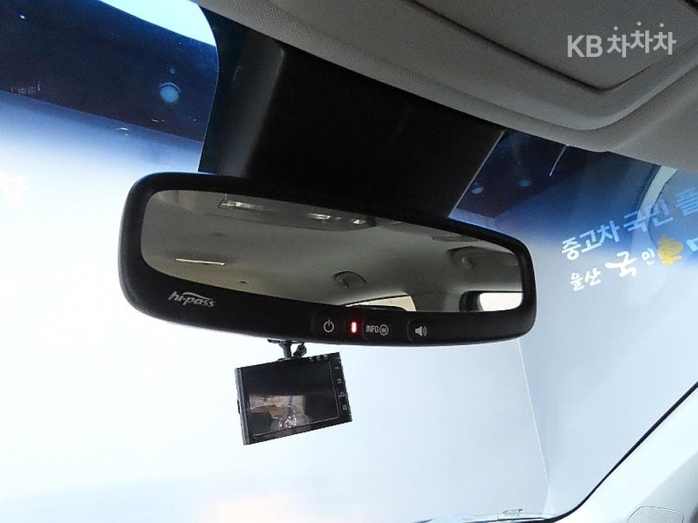GM Korea Chevrolet OrlandoLPG LTZ Premium - 16