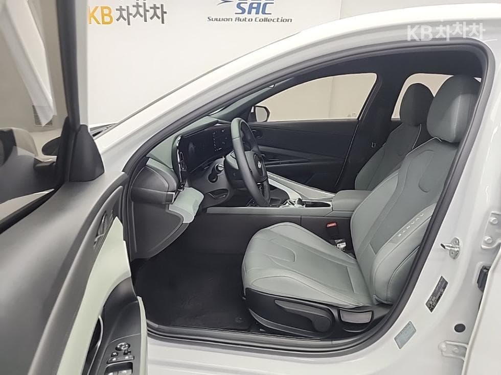 Hyundai All New Avante (Elantra)(CN7)1.6 Gasoline Modern - 11