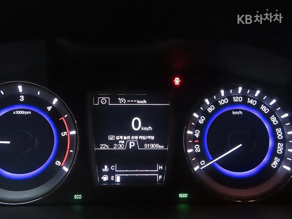 KG Mobility New Rexton 스포츠2.2 2WD Prestige - 8