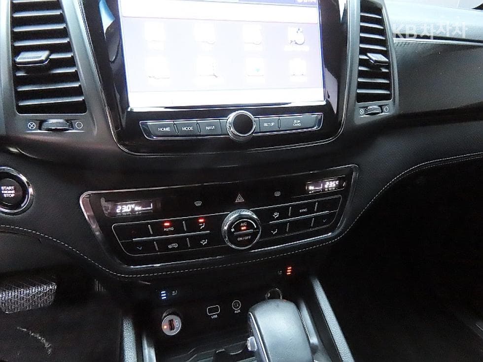KG Mobility New Rexton 스포츠2.2 2WD Prestige - 17