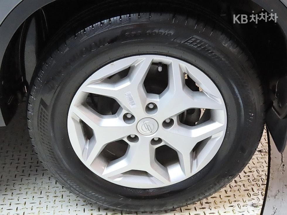 KG Mobility New Rexton 스포츠2.2 2WD Prestige - 20