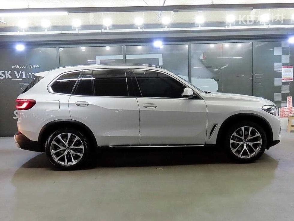 BMW X5 (G05)xDrive 30d xLine - 3