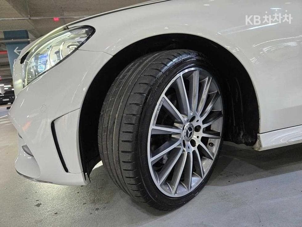 Mercedes-Benz The New (фейслифт) C-КласC200 Cabriolet - 20