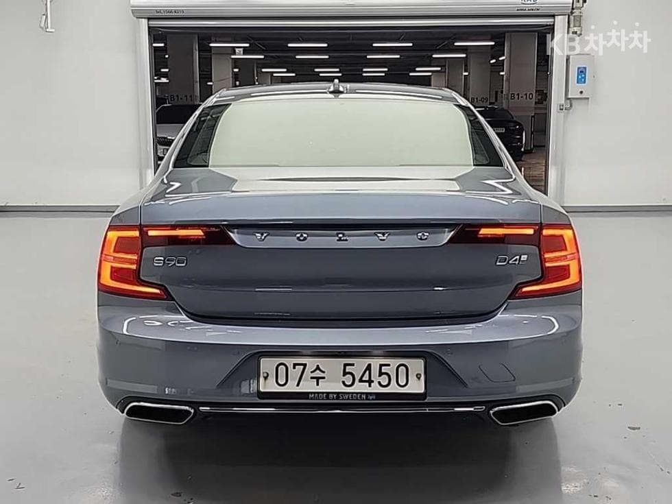Volvo S90 Второ поколениеD4 Inscription - 3