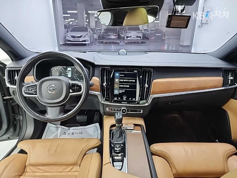 Volvo S90 Второ поколениеD4 Inscription - 7