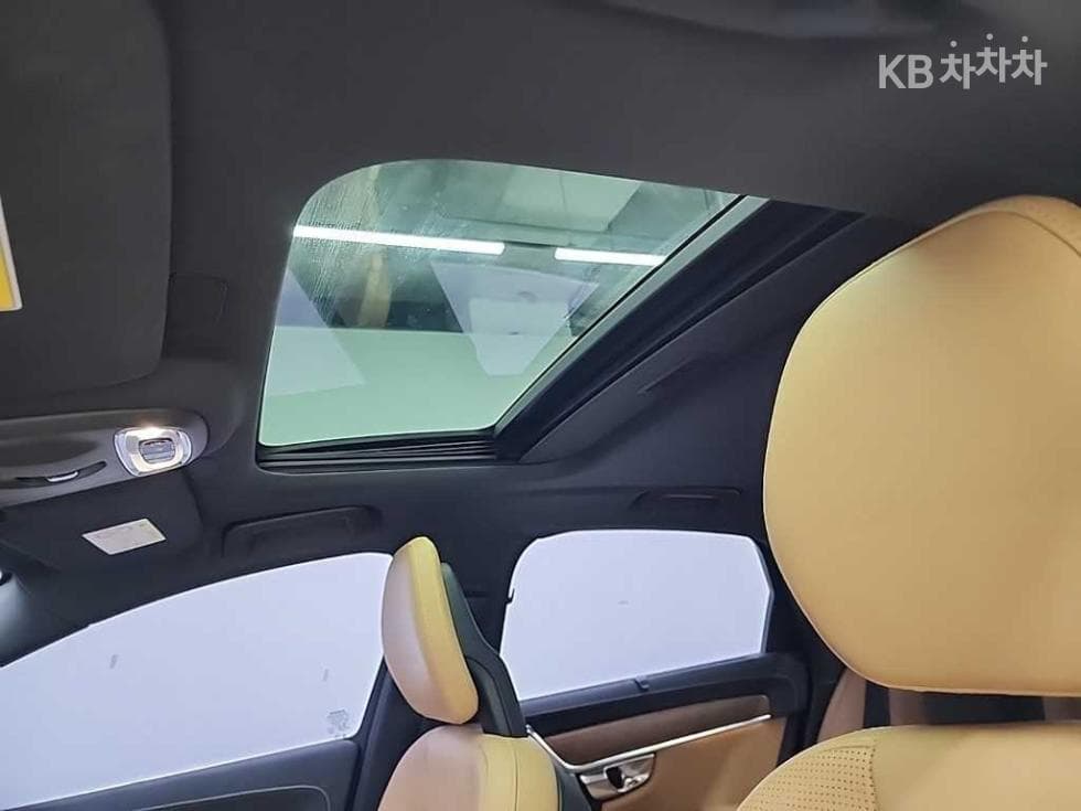 Volvo S90 Второ поколениеD4 Inscription - 14