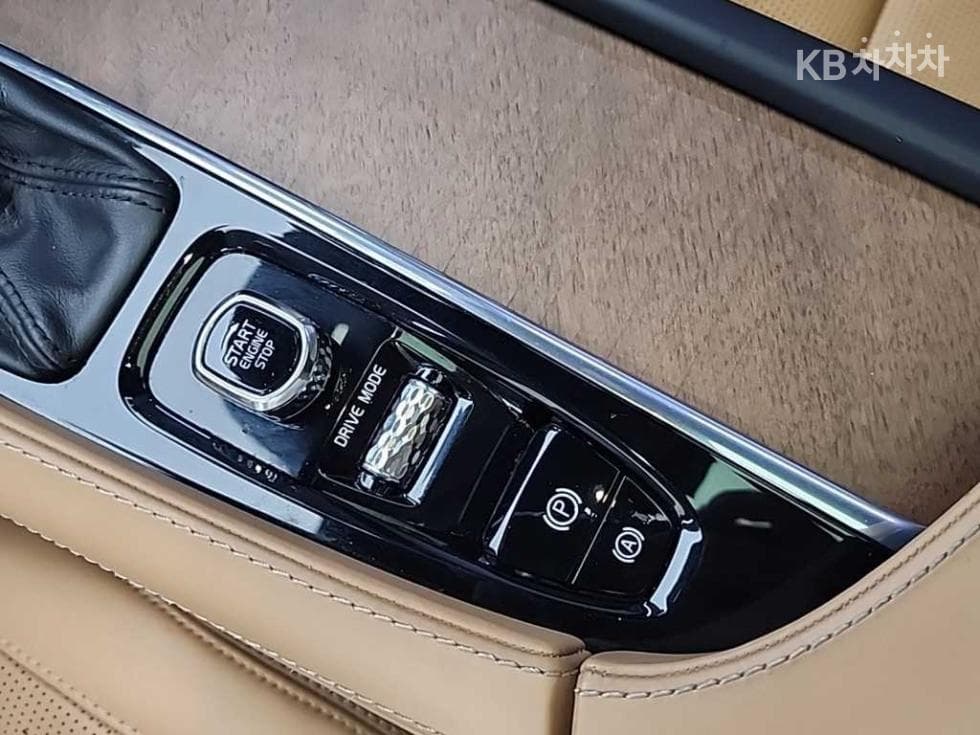 Volvo S90 Второ поколениеD4 Inscription - 17