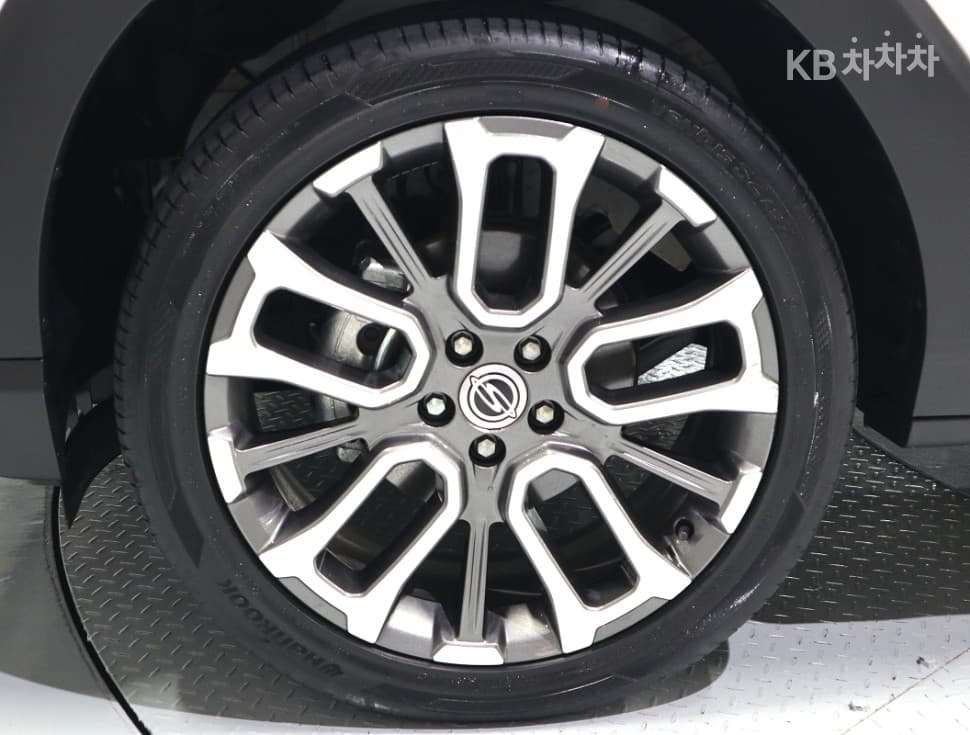 KG Mobility 토레스(J100)1.5 GDI Turbo T7 - 18