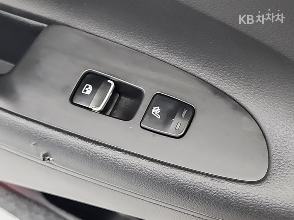 Хюндай The New (фейслифт) Grandeur (Azera) Хибрид2.4 Premium - 14