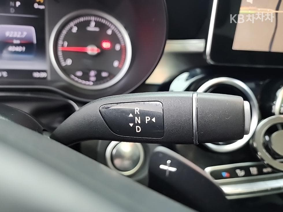 Mercedes-Benz GLC(X253)220 d 4Matic COUPE Standard - 8