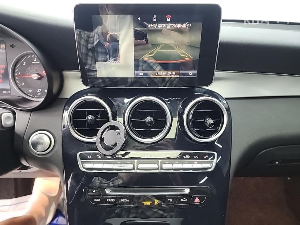 Mercedes-Benz GLC(X253)220 d 4Matic COUPE Standard - 10