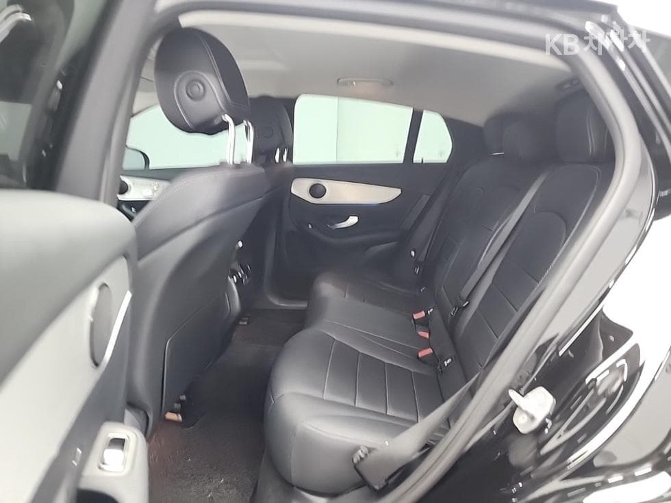 Mercedes-Benz GLC(X253)220 d 4Matic COUPE Standard - 12