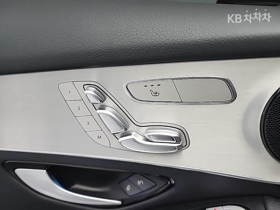Mercedes-Benz GLC(X253)220 d 4Matic COUPE Standard - 17