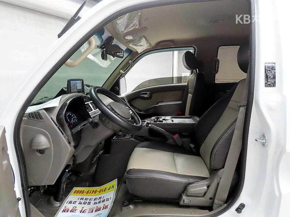Хюндай Porter 2Удължено междуосие Двойна Кабина CRDi Premium - 5