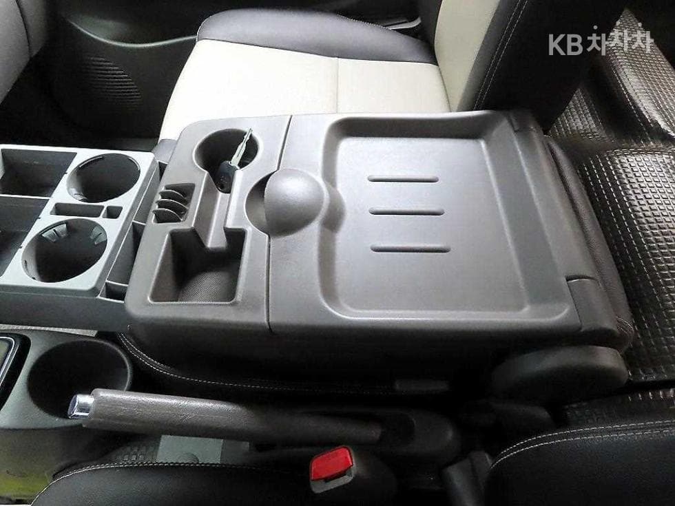 Хюндай Porter 2Удължено междуосие Двойна Кабина CRDi Premium - 13