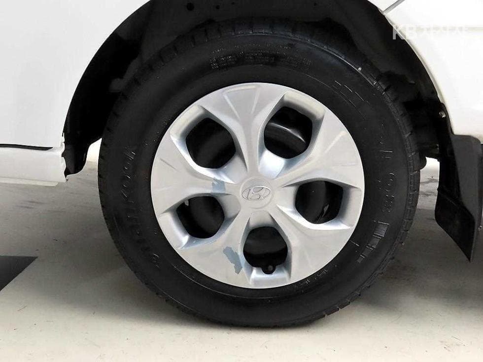 Хюндай Porter 2Удължено междуосие Двойна Кабина CRDi Premium - 19